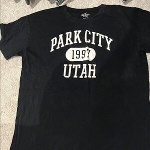 Hollister Black Graphic Tee - Park City Utah 1997
